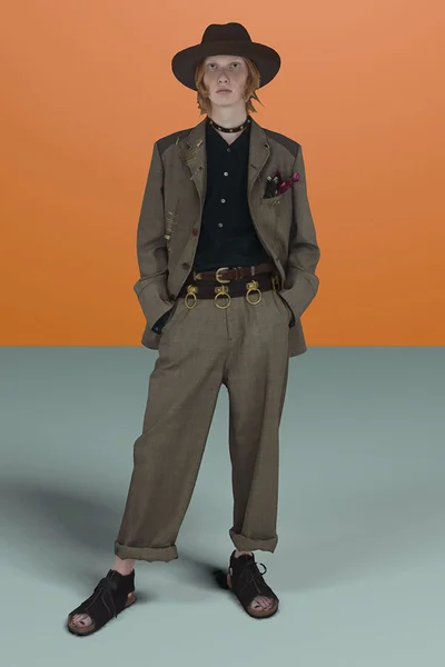 Look 3